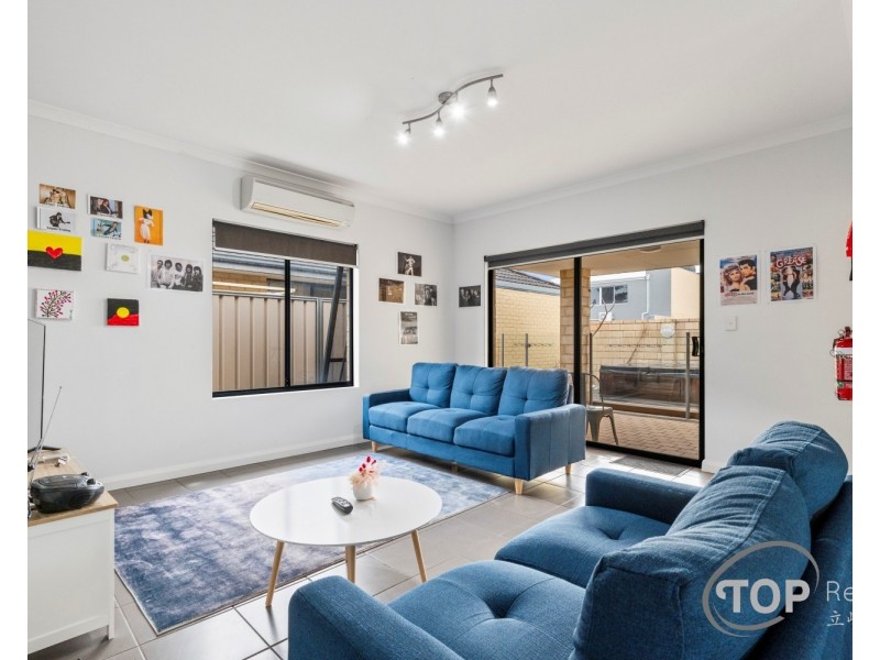 52 Warrilow Loop, Canning Vale WA 6155