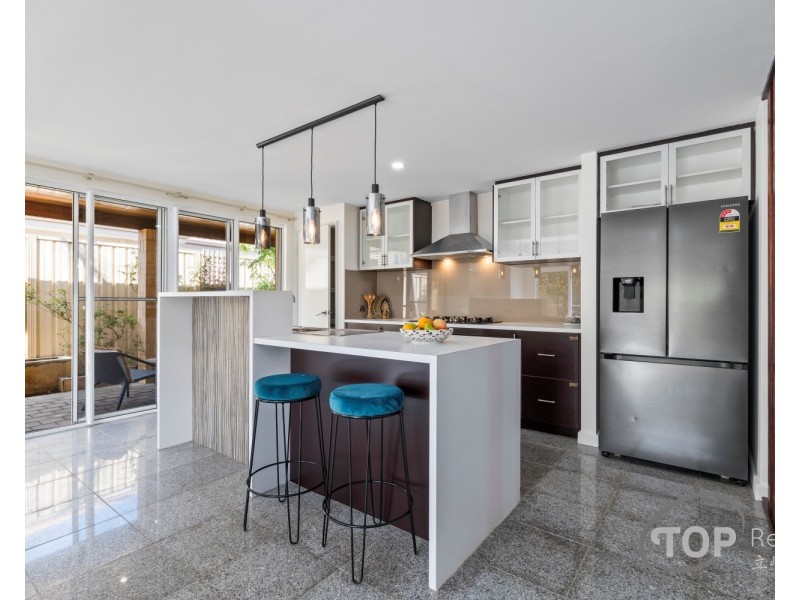 205A Wharf Street, Queens Park WA 6107