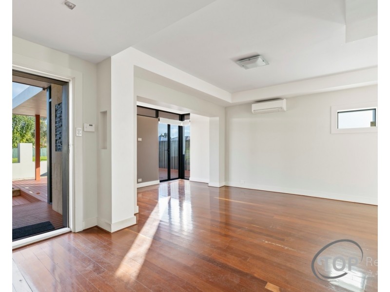 4 Kasarina Road, Riverton WA 6148