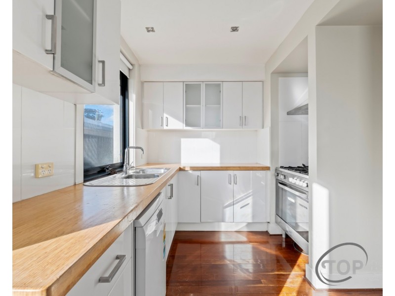 4 Kasarina Road, Riverton WA 6148