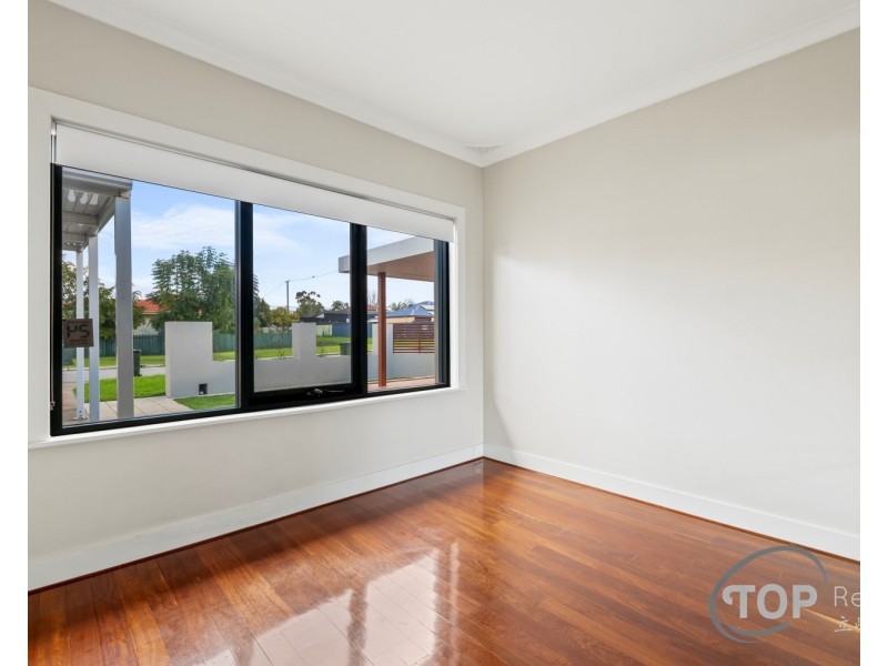 4 Kasarina Road, Riverton WA 6148
