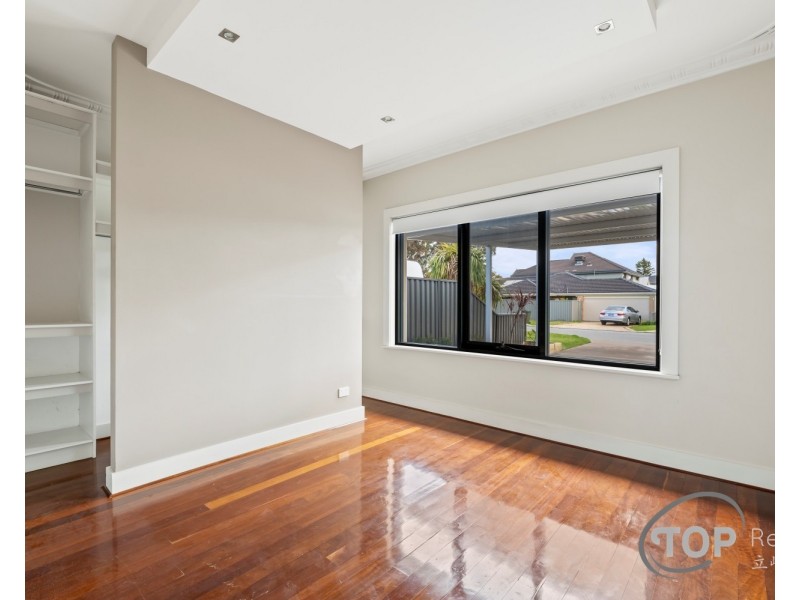 4 Kasarina Road, Riverton WA 6148
