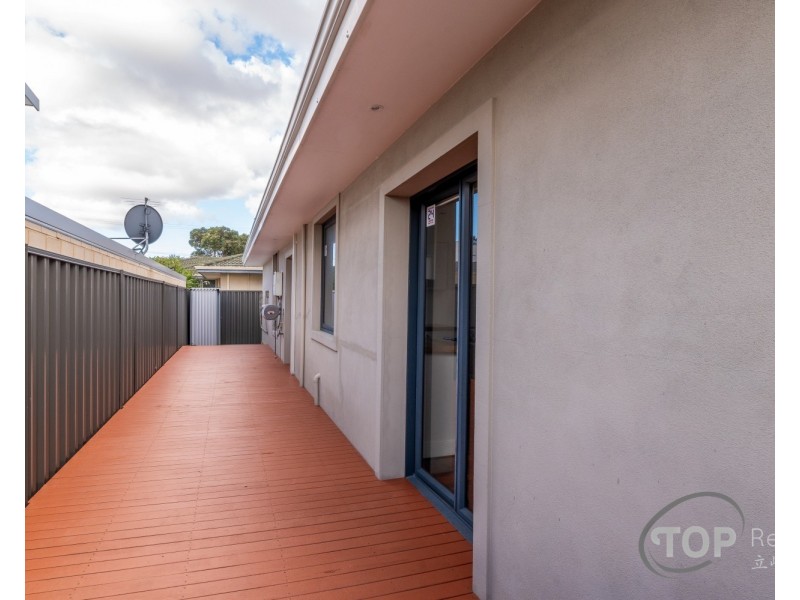 4 Kasarina Road, Riverton WA 6148