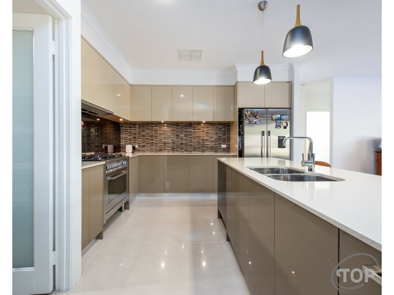 4 Marsh Way, Bull Creek WA 6149