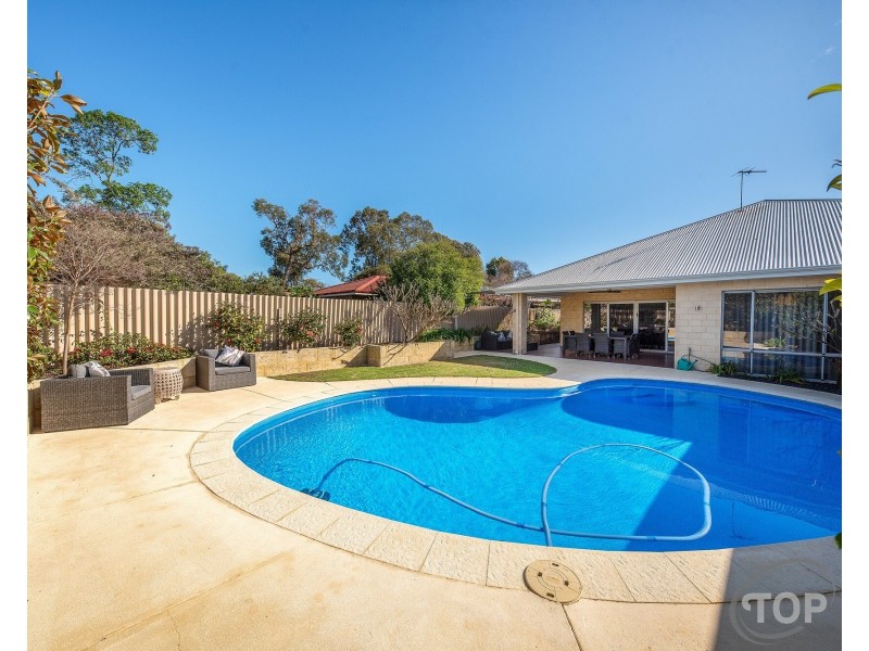 4 Marsh Way, Bull Creek WA 6149