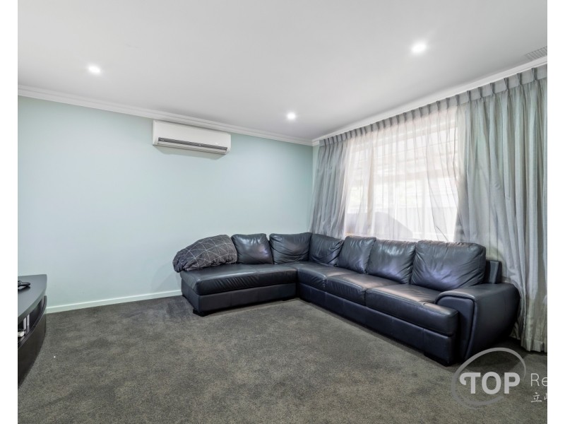 18 Sanderson Road, Bull Creek WA 6149