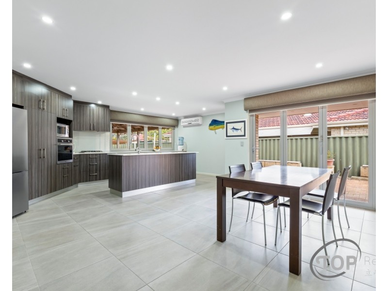 18 Sanderson Road, Bull Creek WA 6149