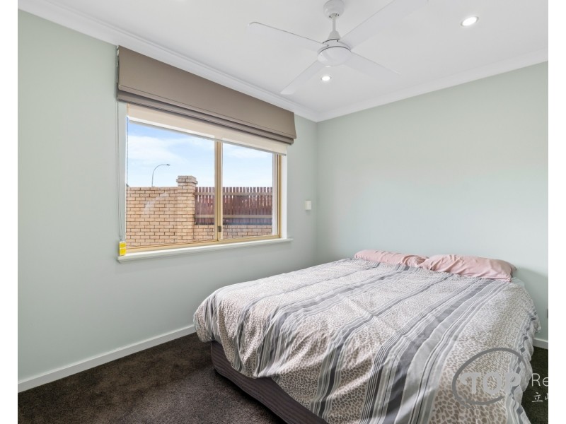 18 Sanderson Road, Bull Creek WA 6149