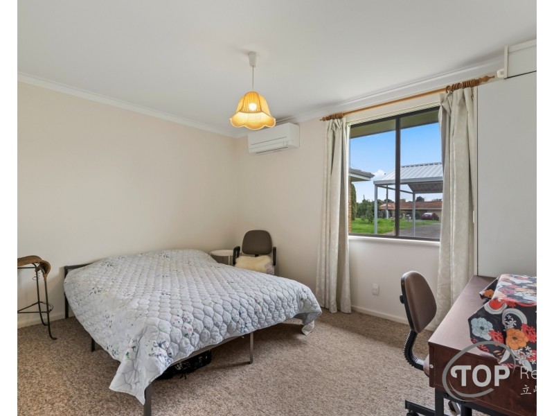 22B Hatcher Way, Parkwood WA 6147