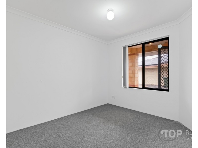 Unit 3/11-13 Herndon Close, Cannington WA 6107