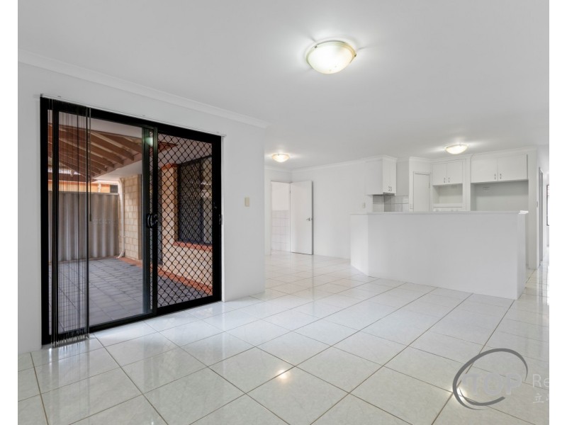 Unit 3/11-13 Herndon Close, Cannington WA 6107