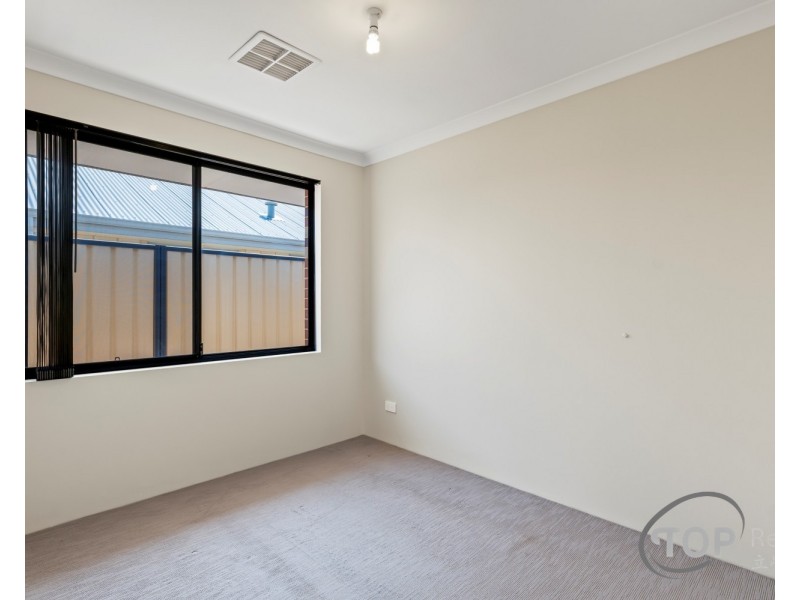 6 Sweetwater Bend, Success WA 6164