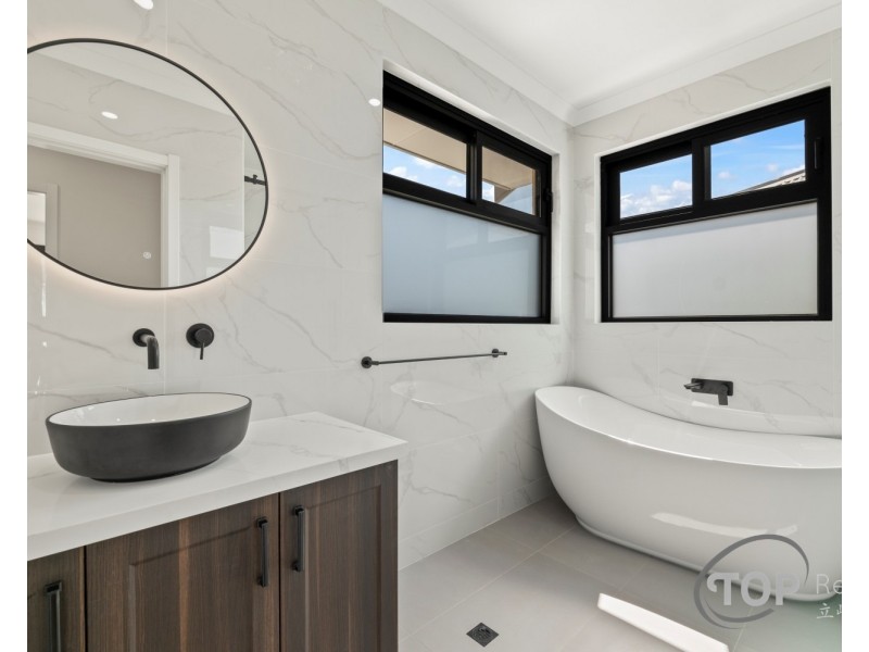 37B Mandora Way, Riverton WA 6148