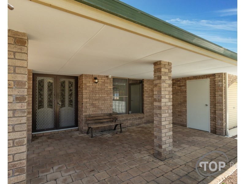 9 Doomben Court, Willetton WA 6155