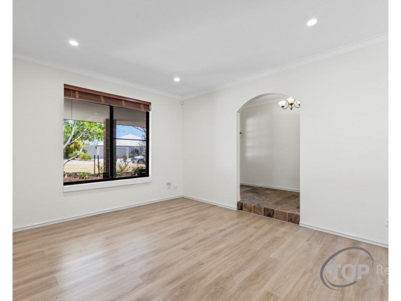 9 Doomben Court, Willetton WA 6155