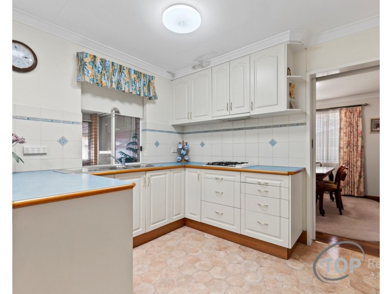 53 Bass Road, Bull Creek WA 6149