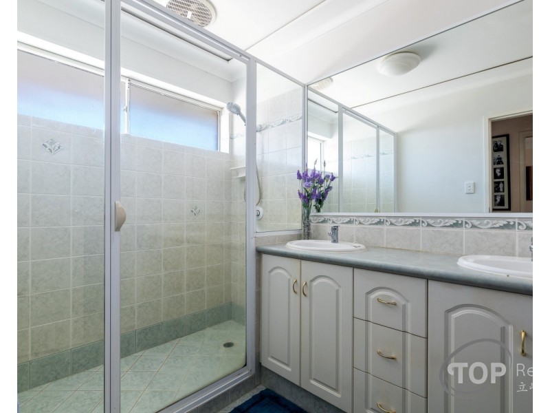 53 Bass Road, Bull Creek WA 6149