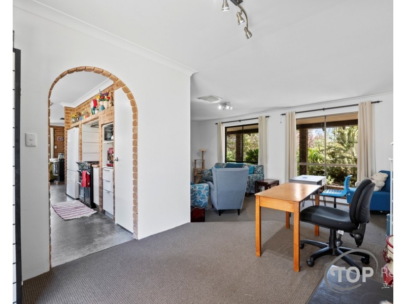 17 Meldreth Court, Willetton WA 6155