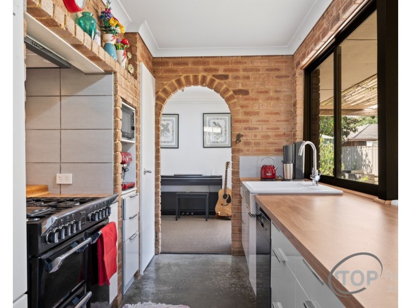 17 Meldreth Court, Willetton WA 6155