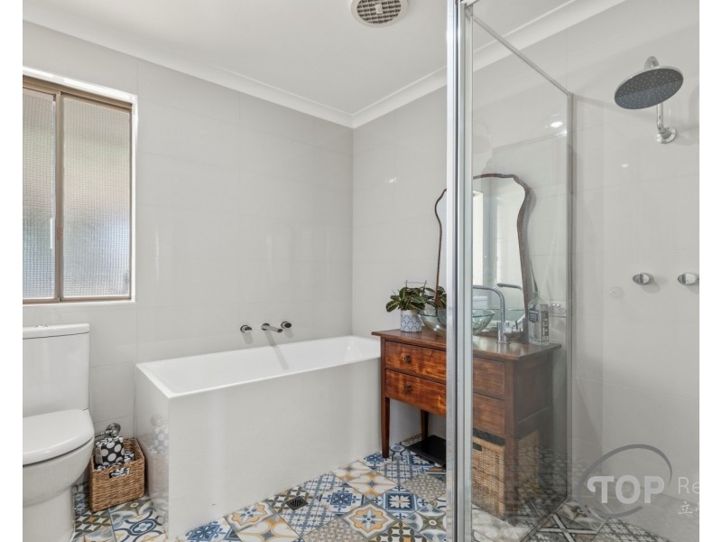 17 Meldreth Court, Willetton WA 6155
