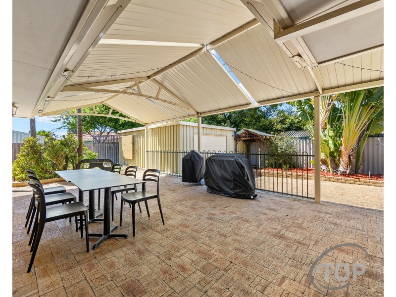 6 Carnac Close, Riverton WA 6148