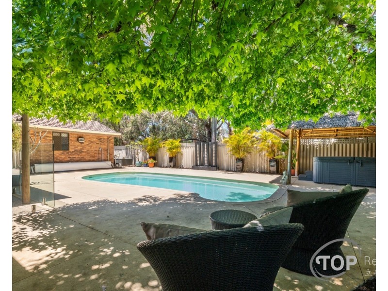 31 Thompson Way, Bull Creek WA 6149