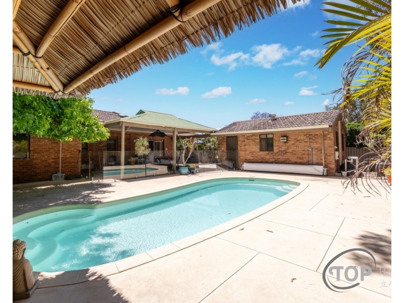 31 Thompson Way, Bull Creek WA 6149