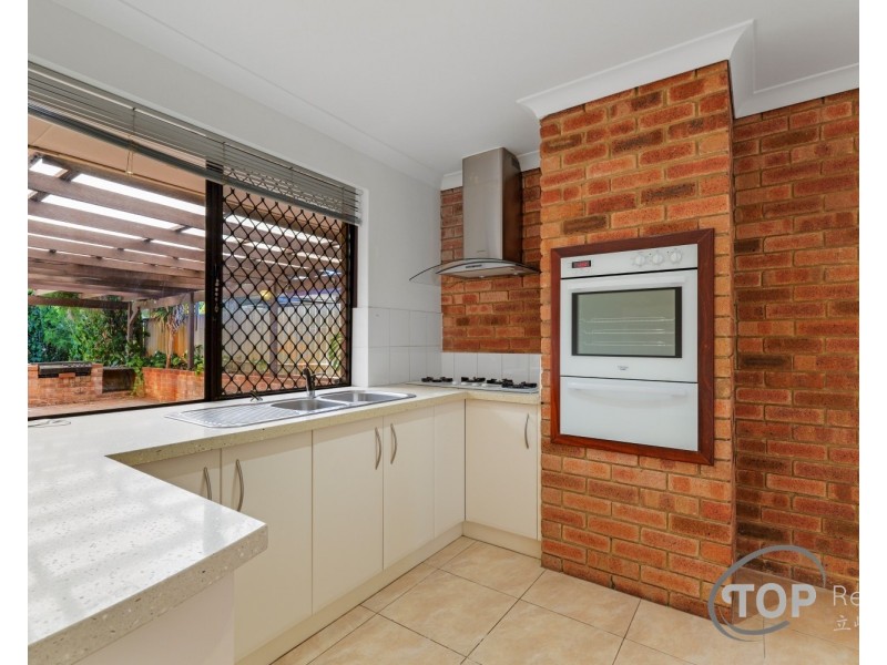 17 Owgan Pl, Bull Creek WA 6149