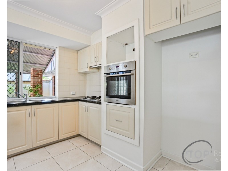 13 Glenrowan Place, Willetton WA 6155