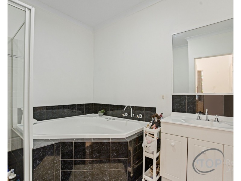 13 Glenrowan Place, Willetton WA 6155