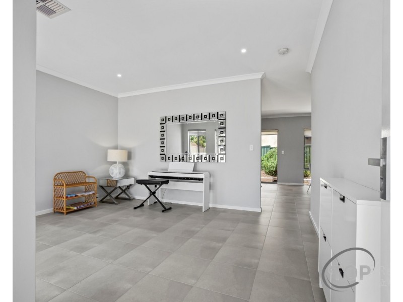 5C Vesta Crescent, Shelley WA 6148