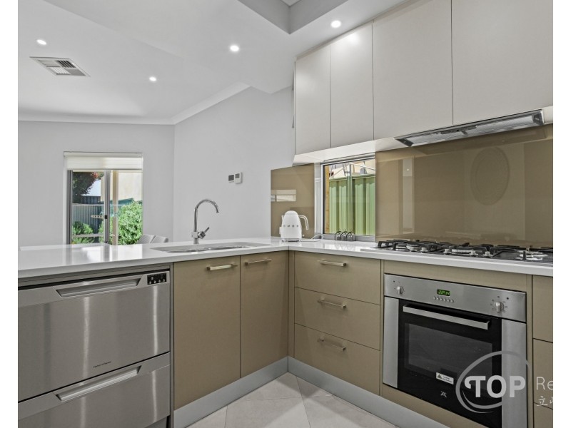 5C Vesta Crescent, Shelley WA 6148