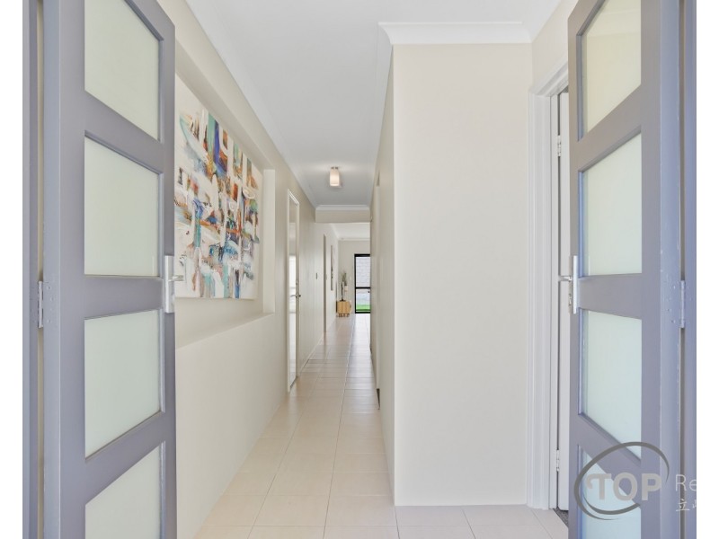 11 Gluclub Street, Riverton WA 6148