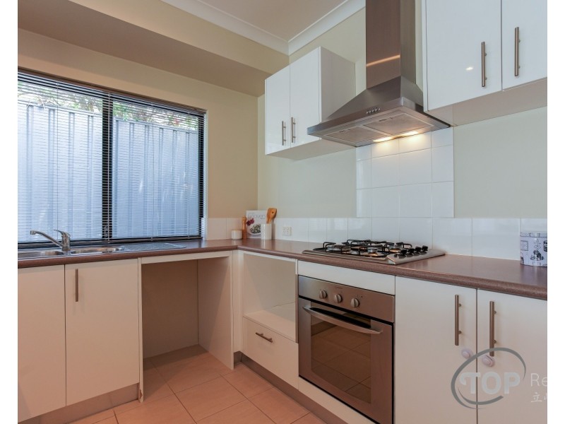 11 Gluclub Street, Riverton WA 6148