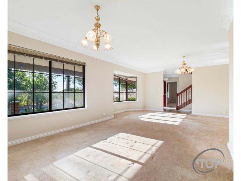 10 The Escarpment, Willetton WA 6155