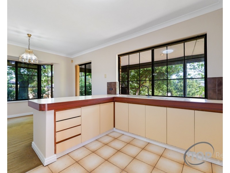 10 The Escarpment, Willetton WA 6155