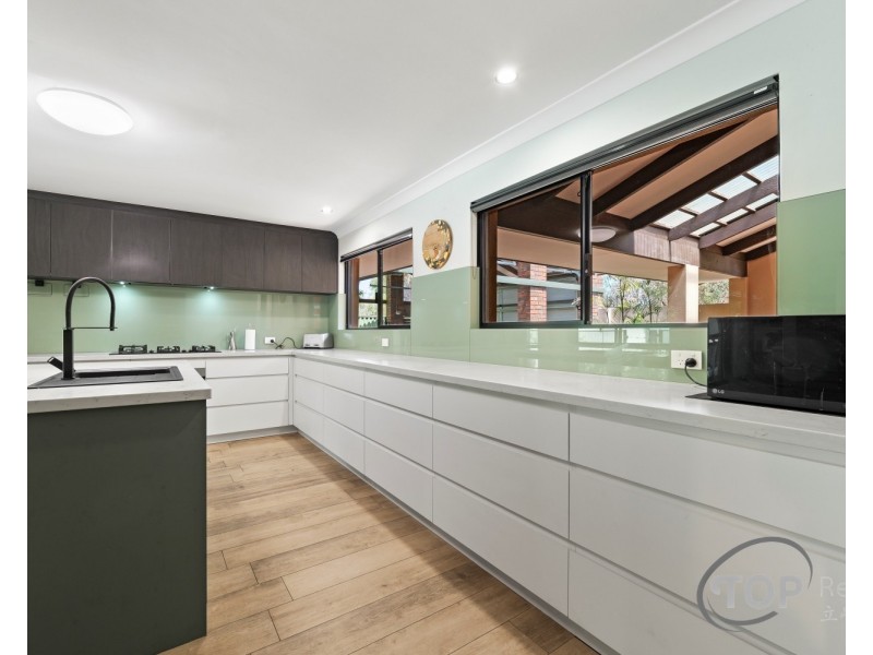 28 The Escarpment, Willetton WA 6155