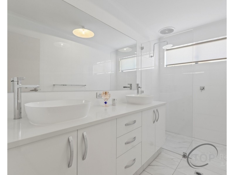 34 Oberthur Crescent, Bull Creek WA 6149