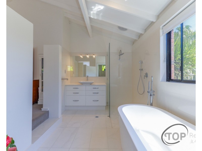 34 Oberthur Crescent, Bull Creek WA 6149