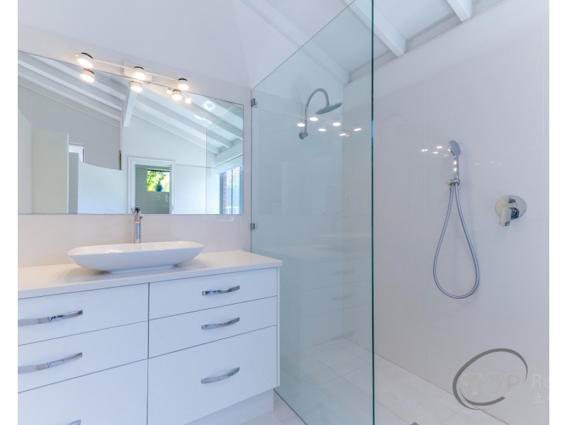 34 Oberthur Crescent, Bull Creek WA 6149