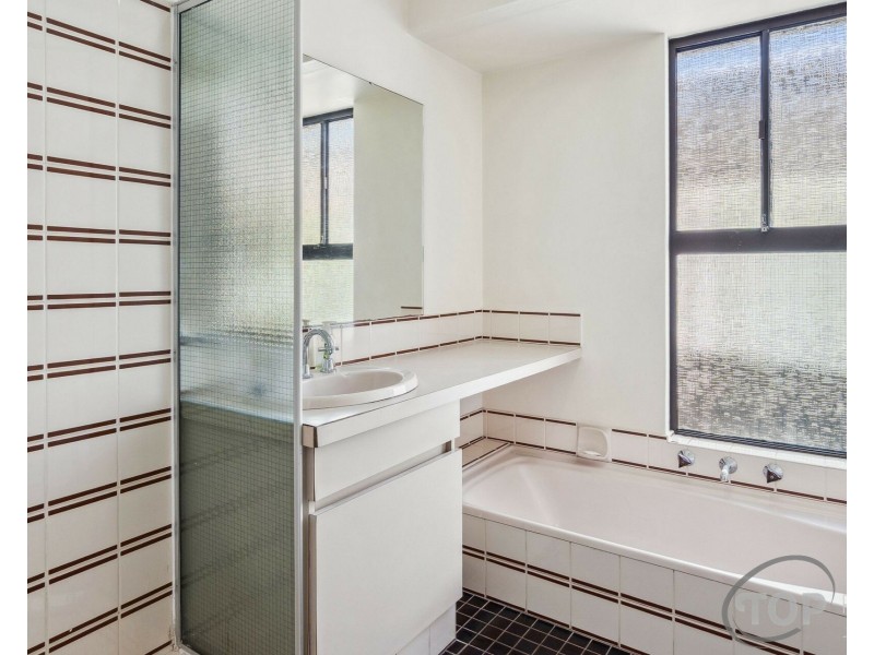 7 Saffron Court, Riverton WA 6148