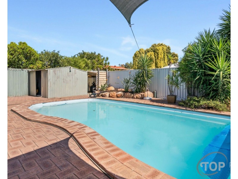 7 Saffron Court, Riverton WA 6148