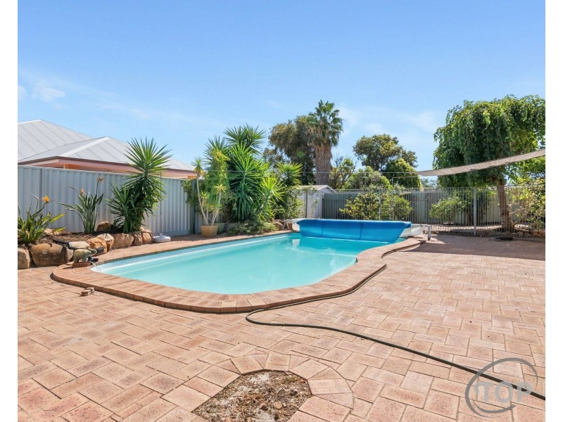 7 Saffron Court, Riverton WA 6148