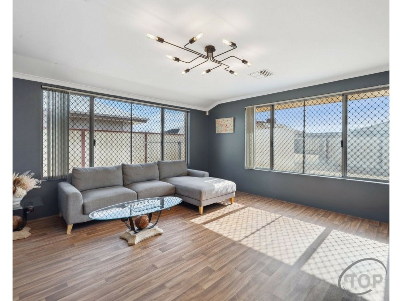 34 Furley Road, Southern River WA 6110