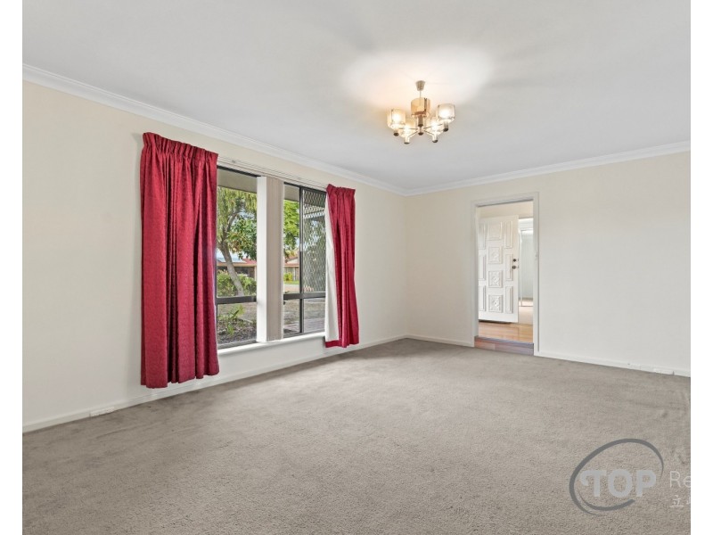 8 Illyarrie Place, Willetton WA 6155