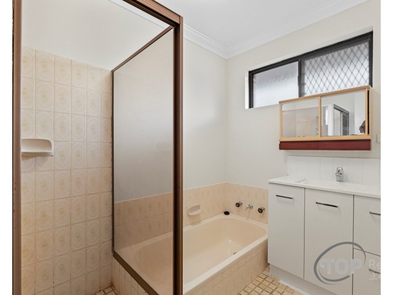 8 Illyarrie Place, Willetton WA 6155