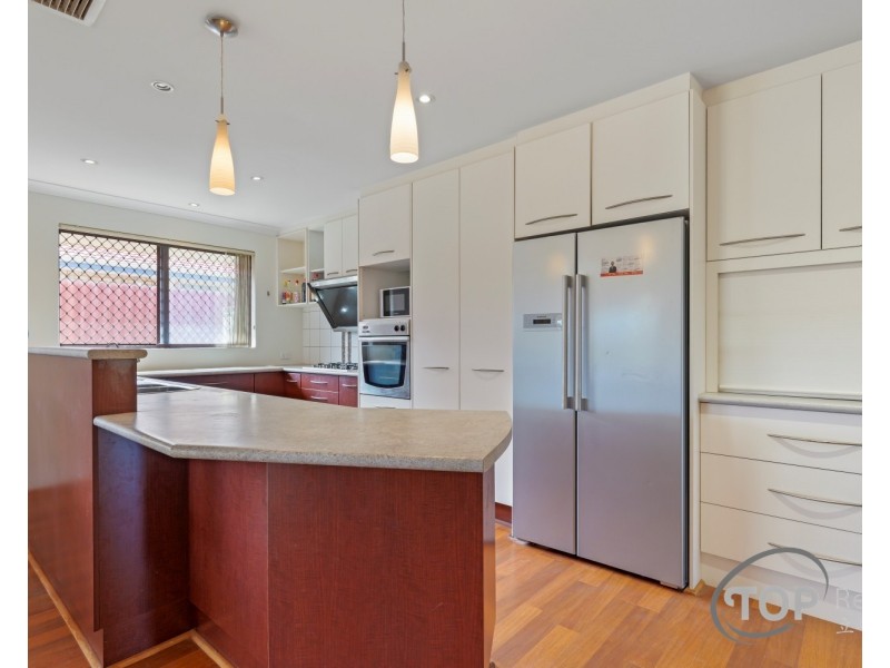 2 Epping Mews, Willetton WA 6155