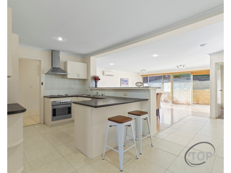 12 Albatross Pass, Willetton WA 6155