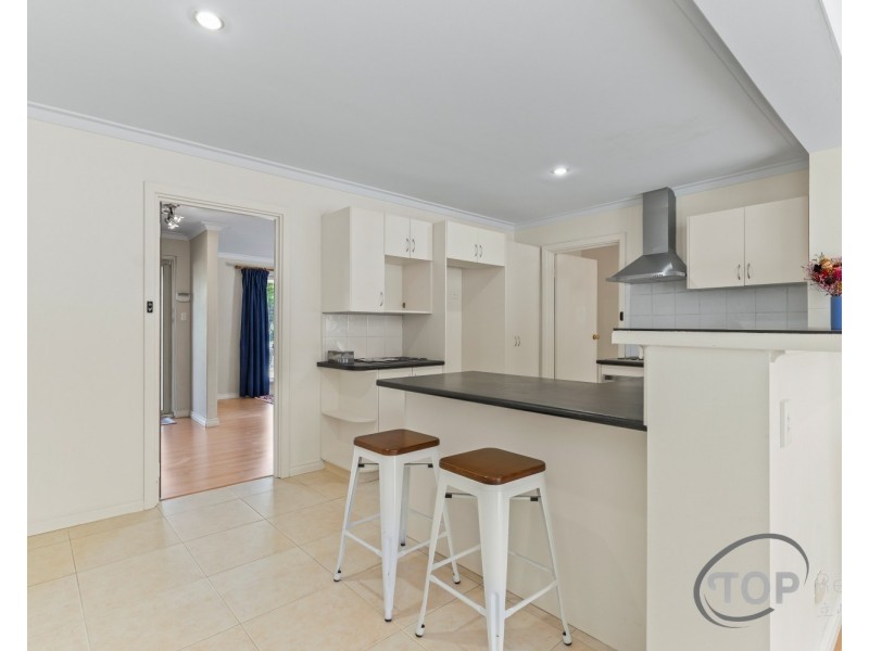 12 Albatross Pass, Willetton WA 6155