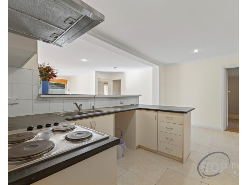 12 Albatross Pass, Willetton WA 6155